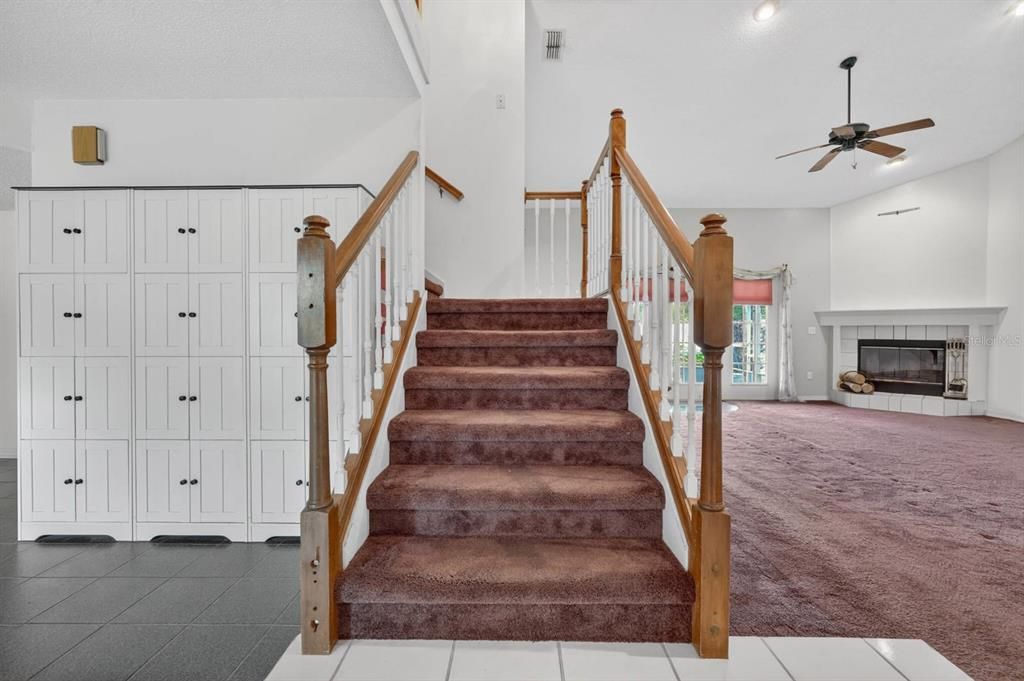 Active With Contract: $425,000 (5 beds, 2 baths, 2732 Square Feet)