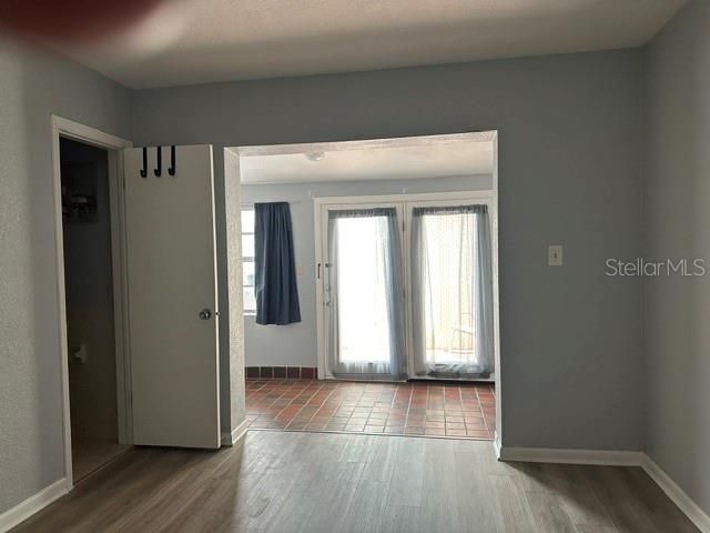 В аренду: $1,375 (1 спален, 1 ванн, 600 Квадратных фут)