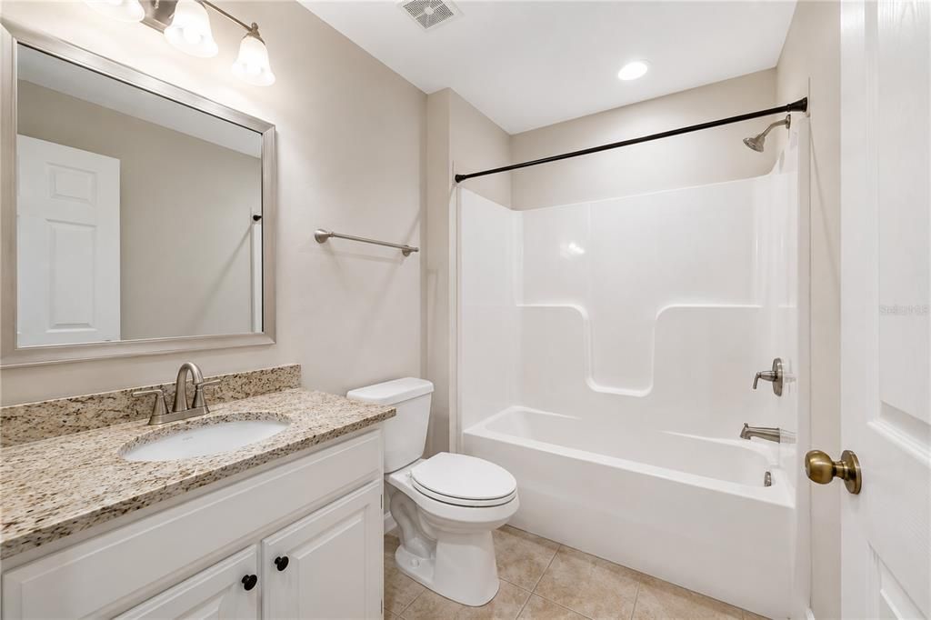 For Sale: $298,000 (2 beds, 2 baths, 1546 Square Feet)
