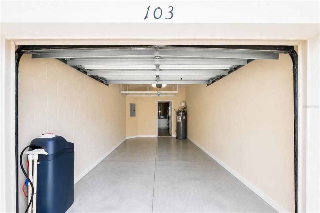 For Sale: $298,000 (2 beds, 2 baths, 1546 Square Feet)