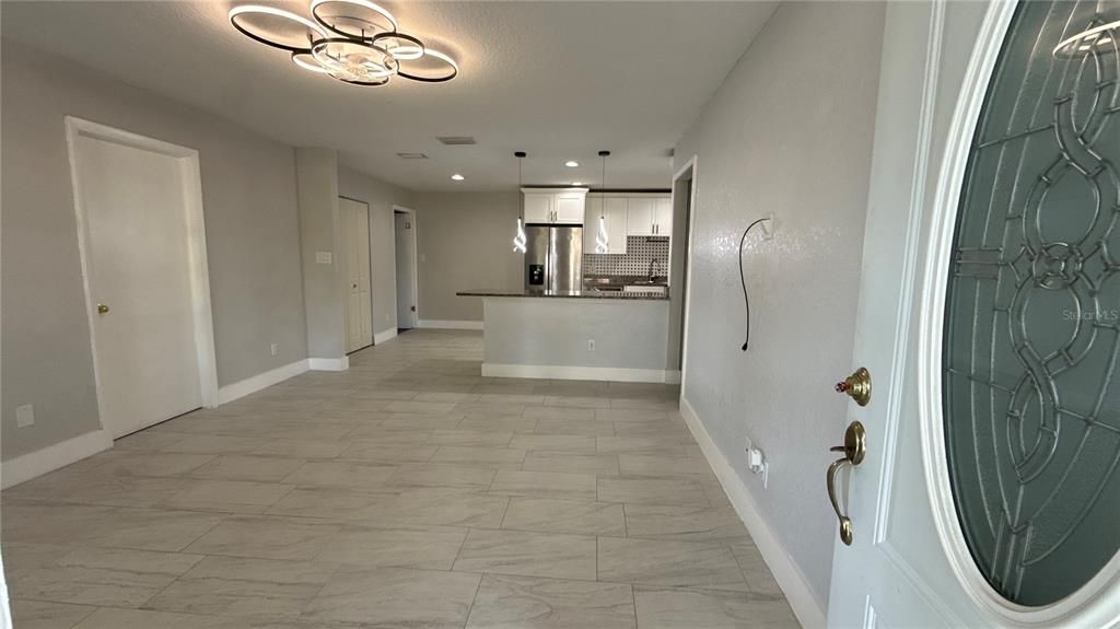 В аренду: $2,700 (3 спален, 2 ванн, 1326 Квадратных фут)