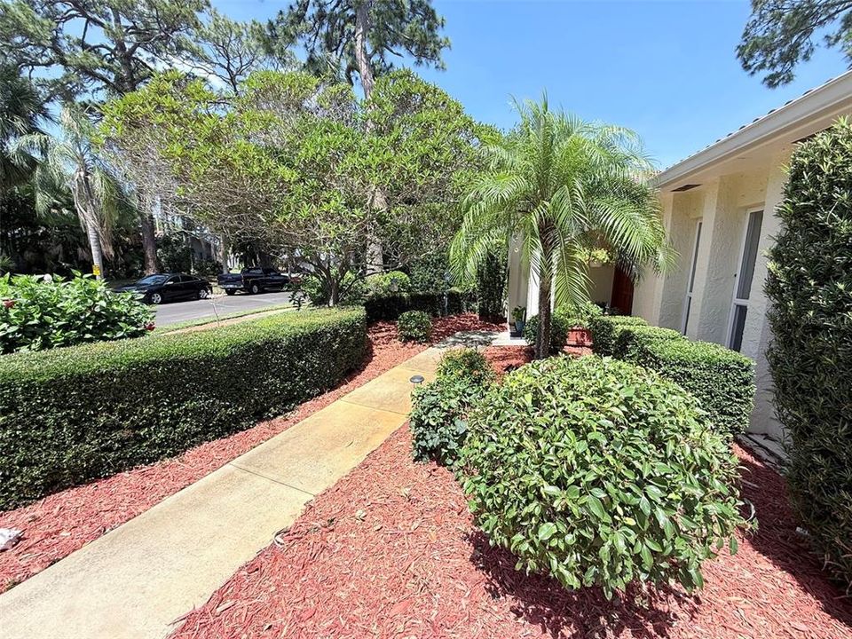 For Sale: $584,500 (3 beds, 2 baths, 1882 Square Feet)