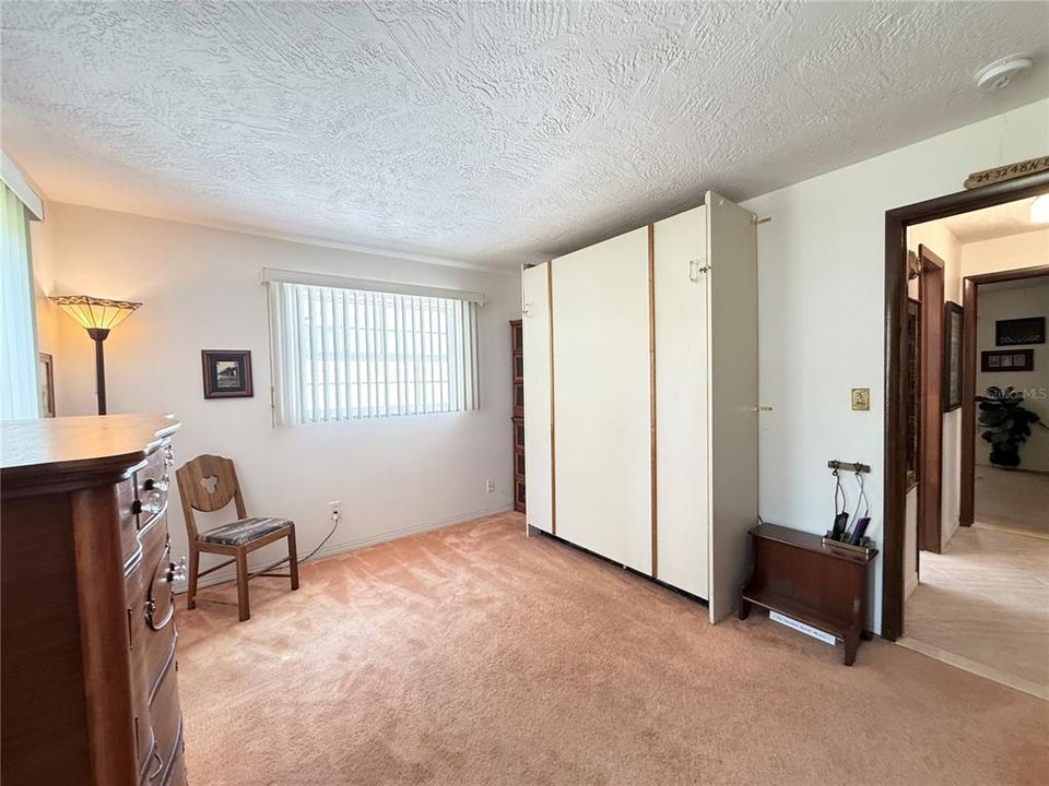 For Sale: $584,500 (3 beds, 2 baths, 1882 Square Feet)