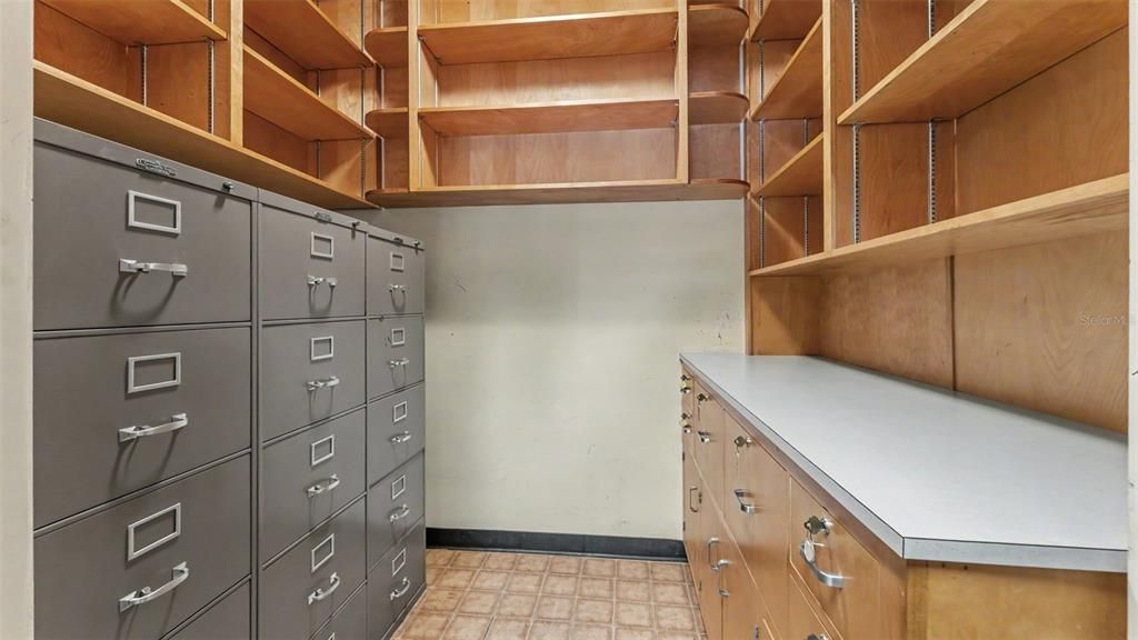 En Venta: $475,000 (0 camas, 0 baños, 2092 Pies cuadrados)