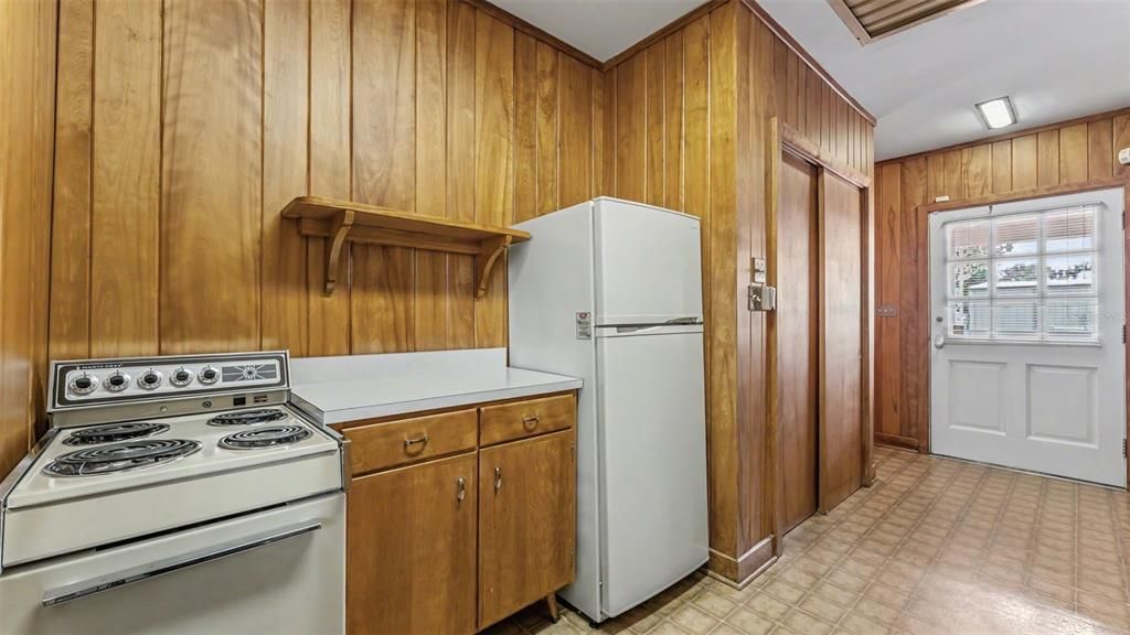 En Venta: $475,000 (0 camas, 0 baños, 2092 Pies cuadrados)