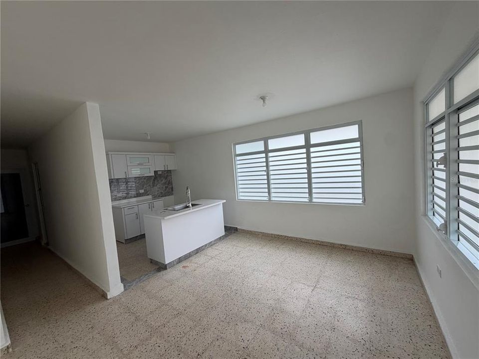En Venta: $240,000 (3 camas, 2 baños, 0 Pies cuadrados)