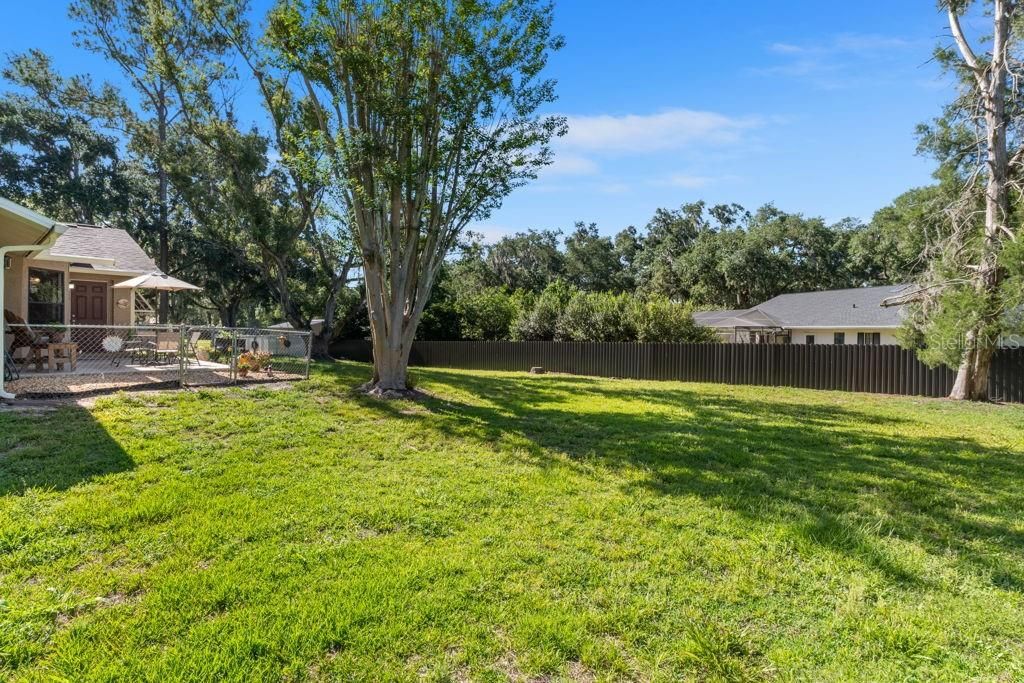 For Sale: $385,000 (3 beds, 2 baths, 1738 Square Feet)