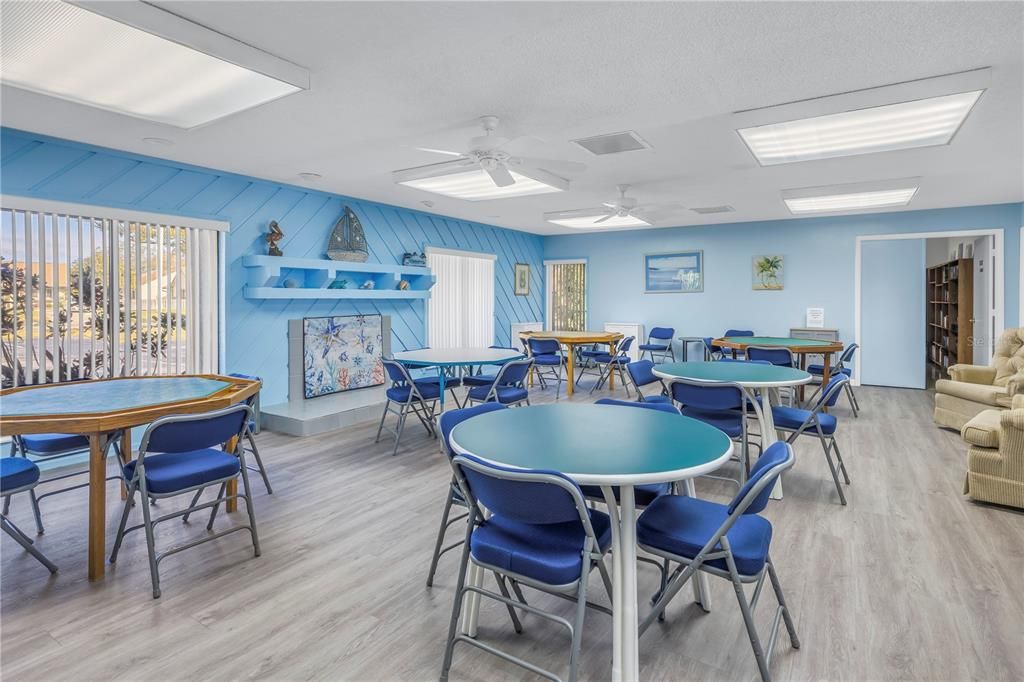 For Sale: $264,900 (2 beds, 2 baths, 980 Square Feet)