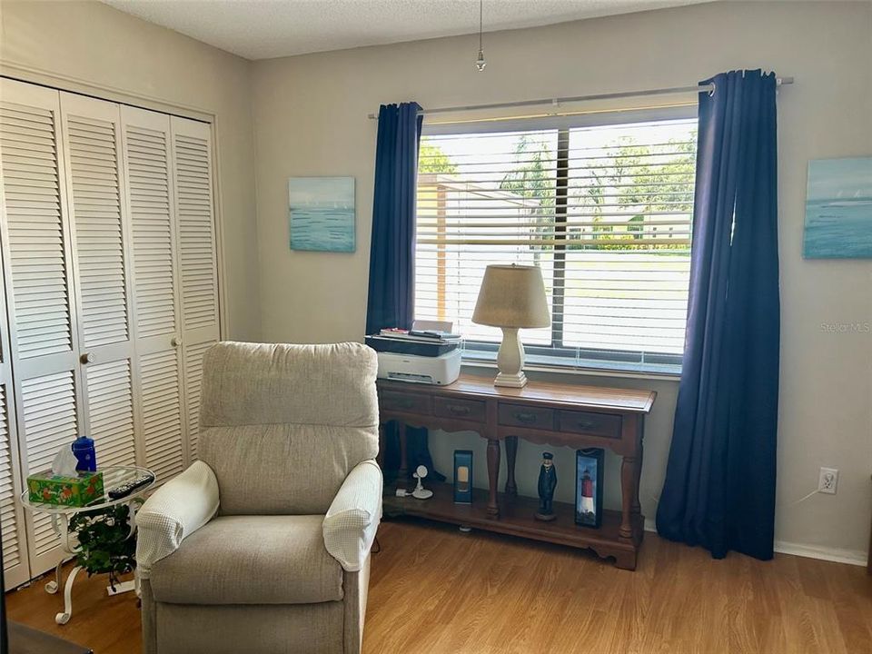 For Sale: $264,900 (2 beds, 2 baths, 980 Square Feet)