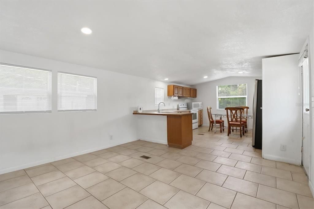 En Venta: $160,000 (2 camas, 1 baños, 840 Pies cuadrados)