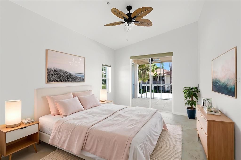 En Venta: $300,000 (2 camas, 2 baños, 1147 Pies cuadrados)