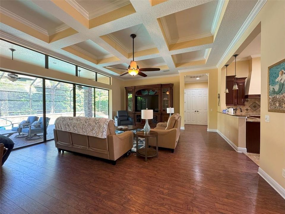 For Rent: $3,500 (3 beds, 2 baths, 2177 Square Feet)