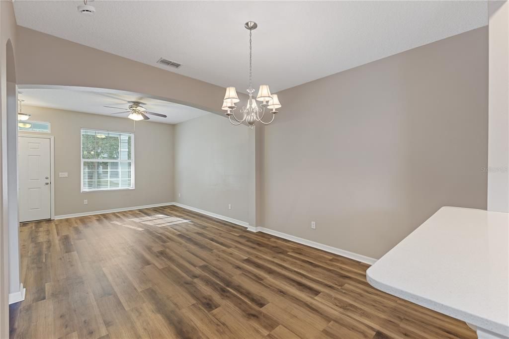 For Rent: $2,200 (3 beds, 2 baths, 1629 Square Feet)