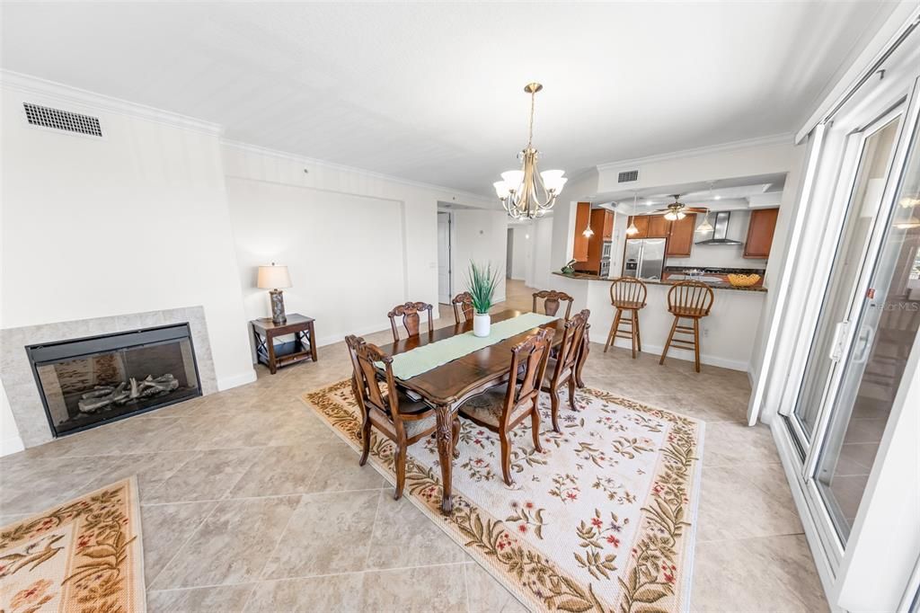 For Sale: $695,000 (3 beds, 3 baths, 2454 Square Feet)