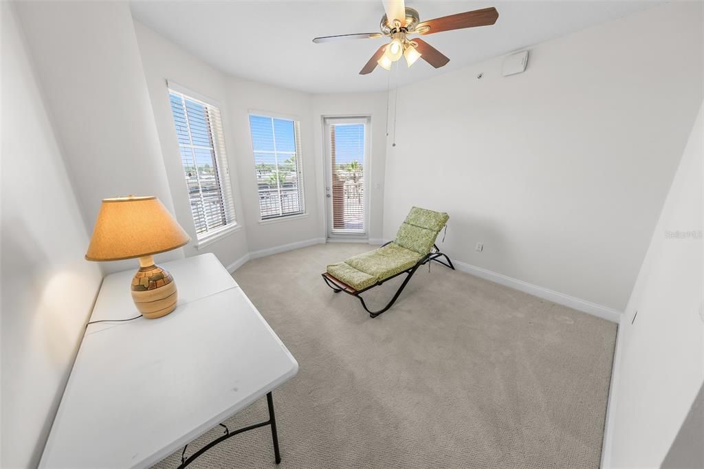 For Sale: $695,000 (3 beds, 3 baths, 2454 Square Feet)