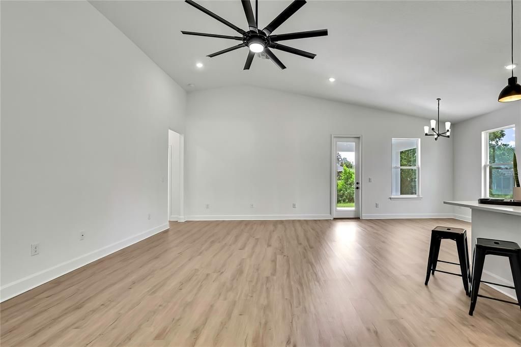For Sale: $409,000 (4 beds, 3 baths, 2061 Square Feet)