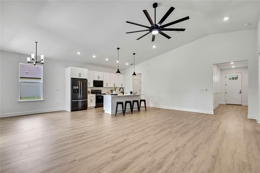 For Sale: $409,000 (4 beds, 3 baths, 2061 Square Feet)