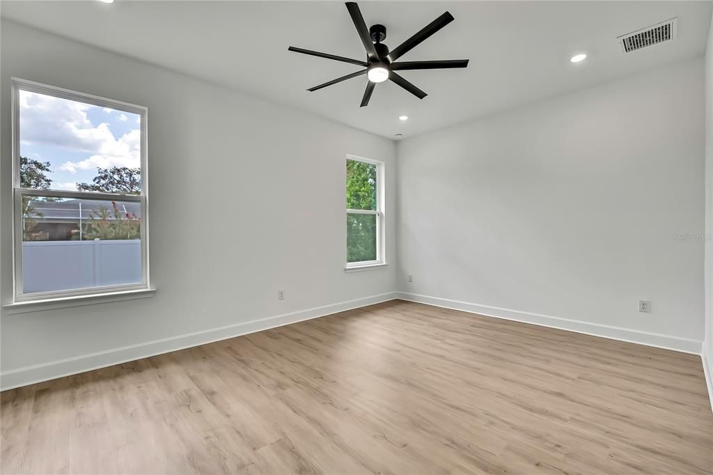 For Sale: $409,000 (4 beds, 3 baths, 2061 Square Feet)