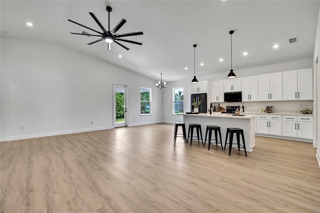 For Sale: $409,000 (4 beds, 3 baths, 2061 Square Feet)