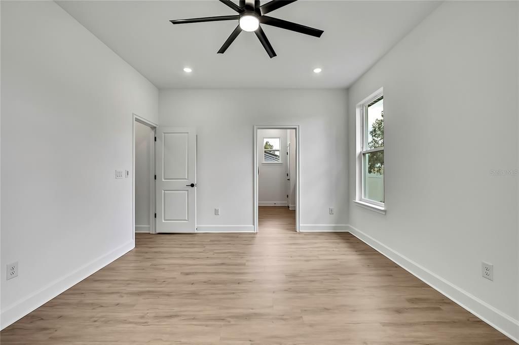 For Sale: $409,000 (4 beds, 3 baths, 2061 Square Feet)