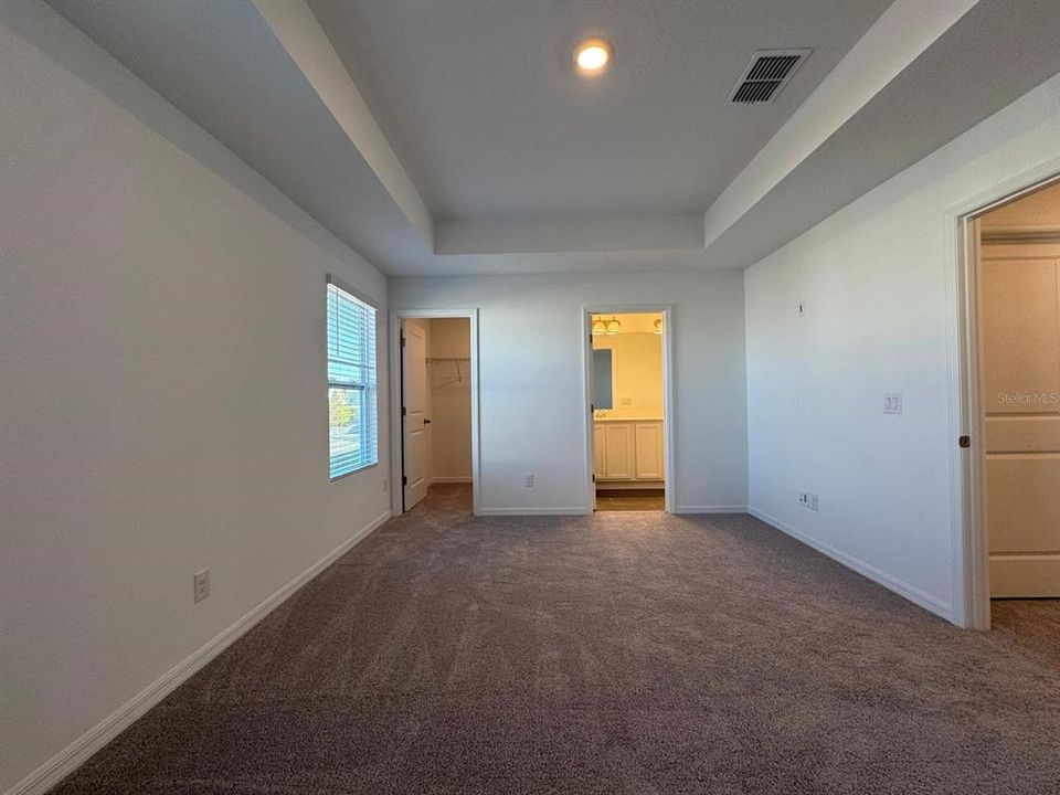 For Rent: $2,500 (3 beds, 2 baths, 1738 Square Feet)