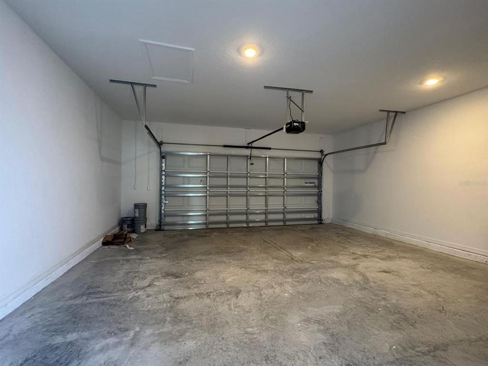 For Rent: $2,500 (3 beds, 2 baths, 1738 Square Feet)