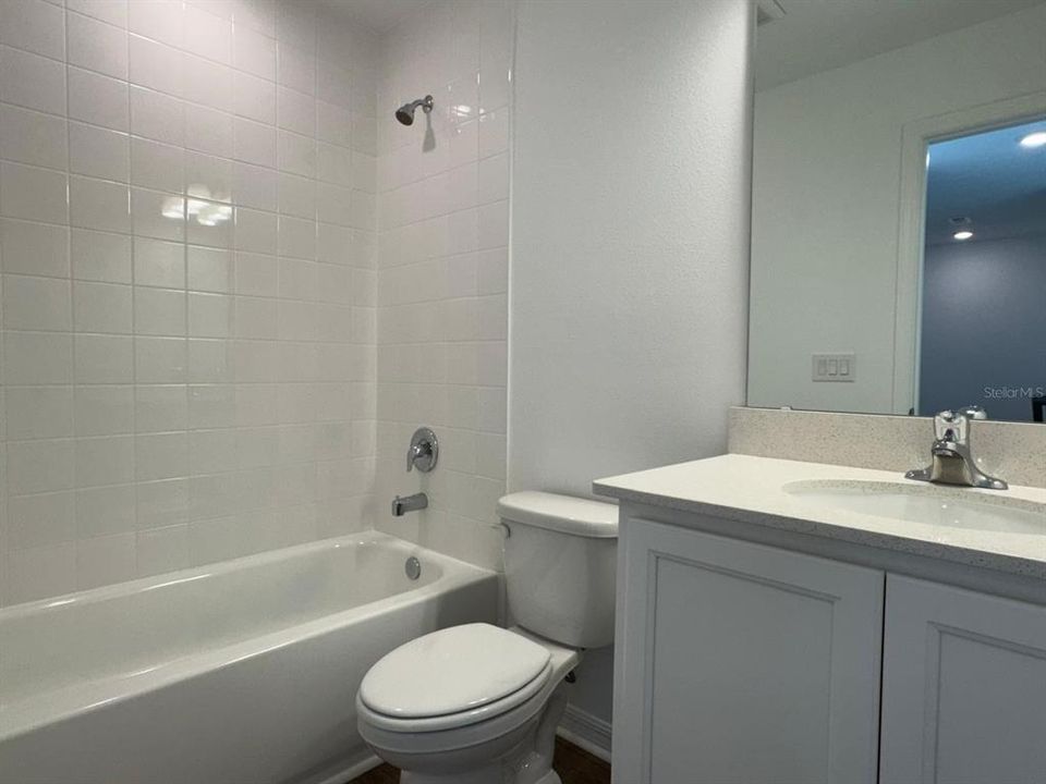 For Rent: $2,500 (3 beds, 2 baths, 1738 Square Feet)