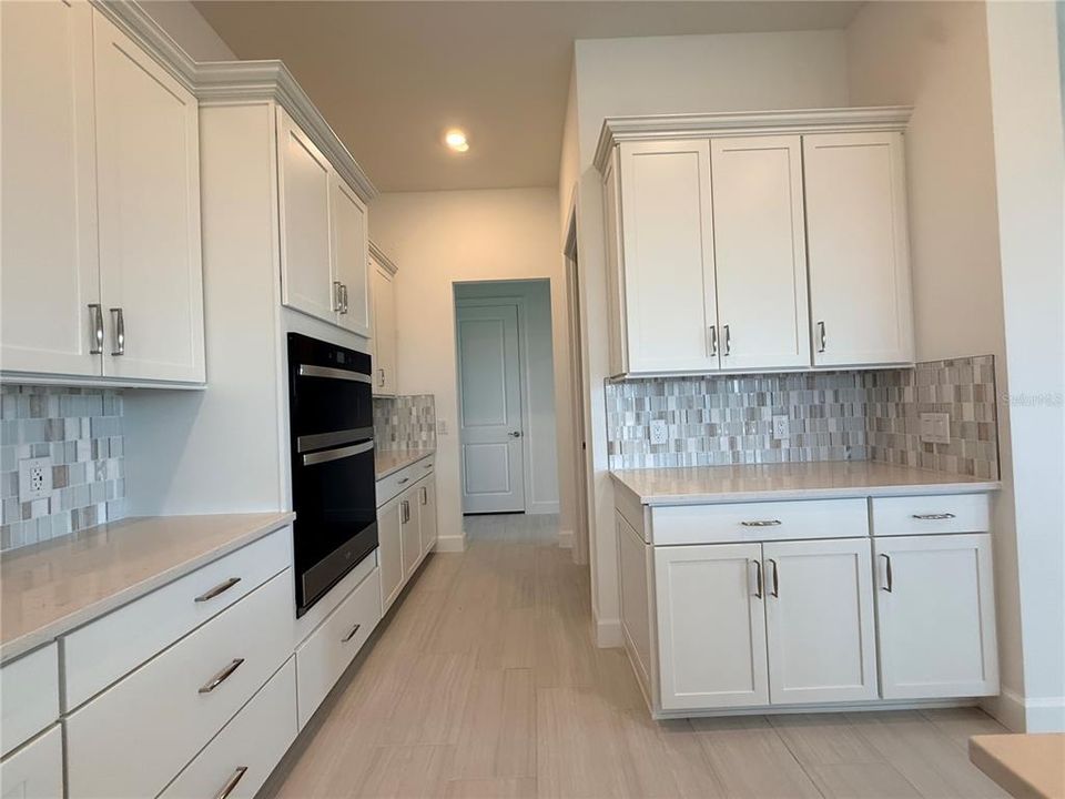 На продажу: $999,990 (3 спален, 3 ванн, 2808 Квадратных фут)