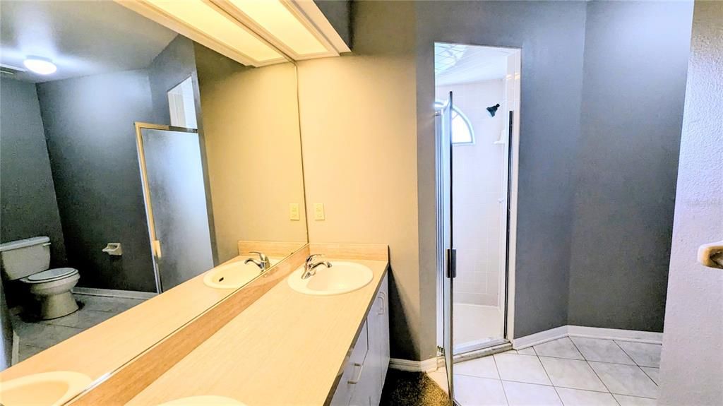 For Rent: $1,900 (3 beds, 2 baths, 1667 Square Feet)