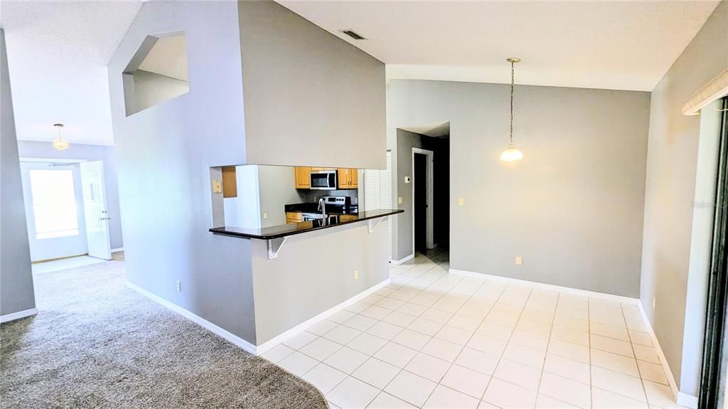 For Rent: $1,900 (3 beds, 2 baths, 1667 Square Feet)
