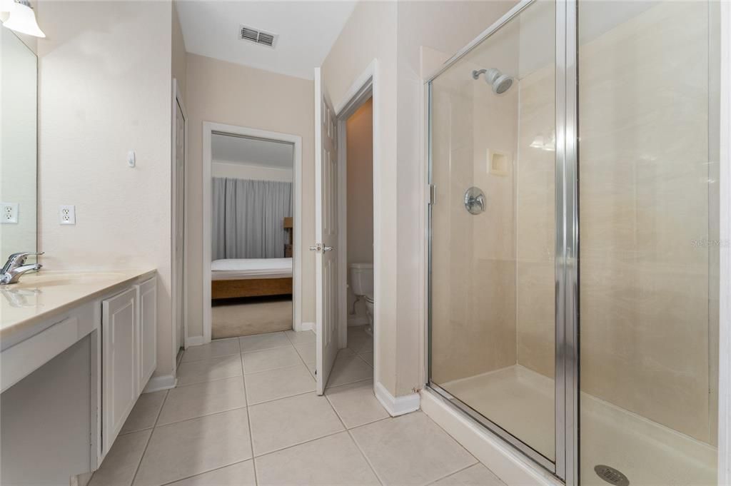 На продажу: $304,900 (3 спален, 2 ванн, 1797 Квадратных фут)