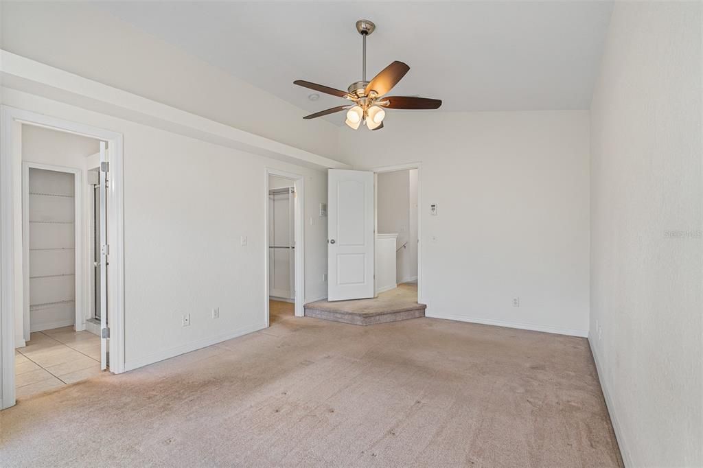 For Rent: $3,500 (3 beds, 2 baths, 2340 Square Feet)