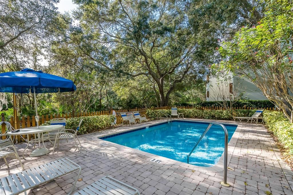 For Rent: $3,500 (3 beds, 2 baths, 2340 Square Feet)