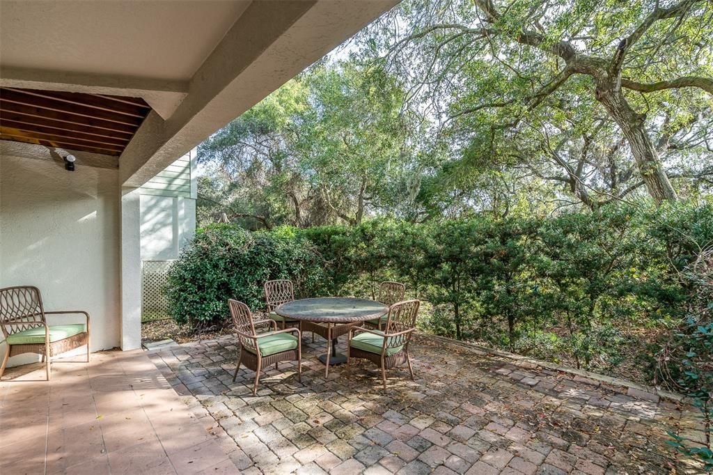 For Rent: $3,500 (3 beds, 2 baths, 2340 Square Feet)