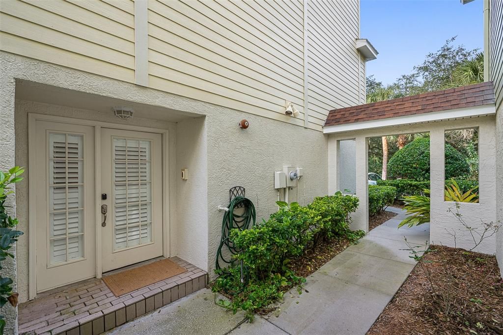 For Rent: $3,500 (3 beds, 2 baths, 2340 Square Feet)