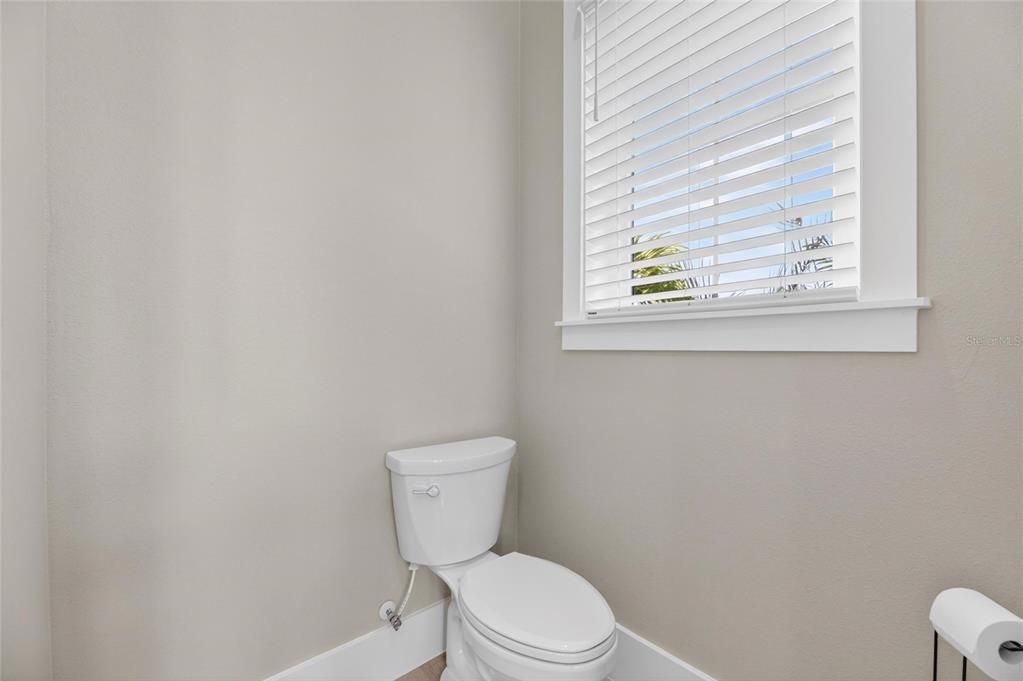 Active With Contract: $779,000 (3 beds, 3 baths, 2571 Square Feet)