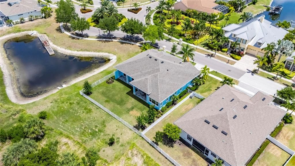 Active With Contract: $779,000 (3 beds, 3 baths, 2571 Square Feet)