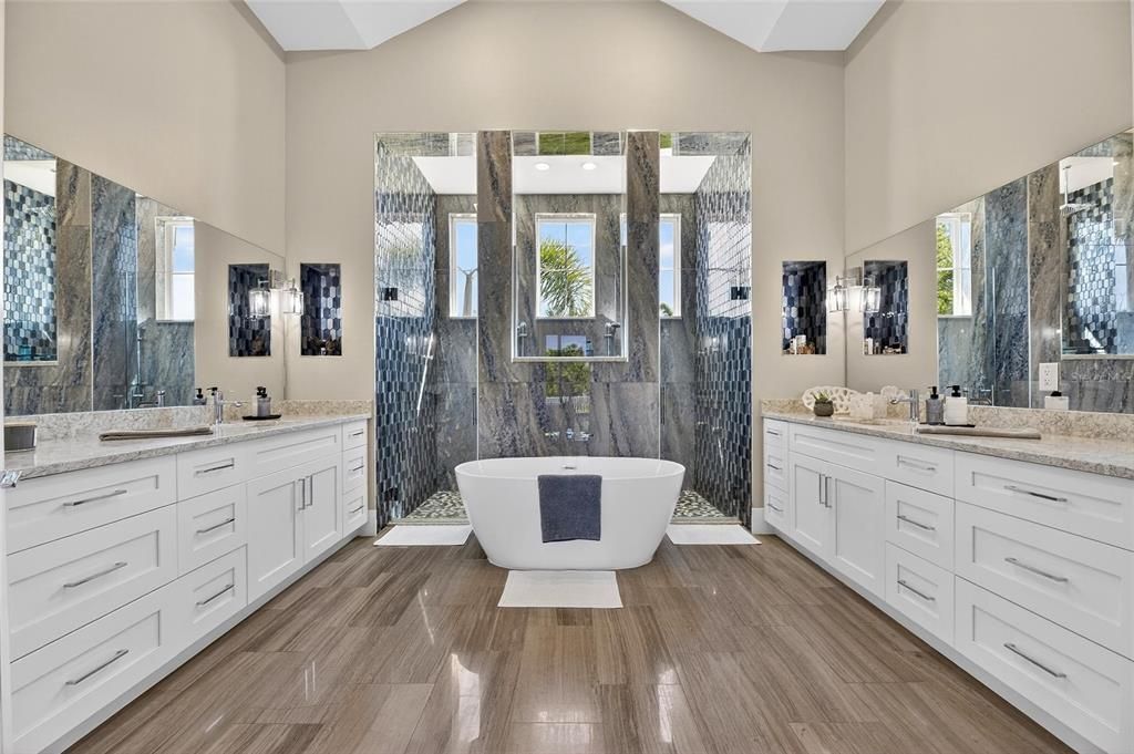 Active With Contract: $779,000 (3 beds, 3 baths, 2571 Square Feet)
