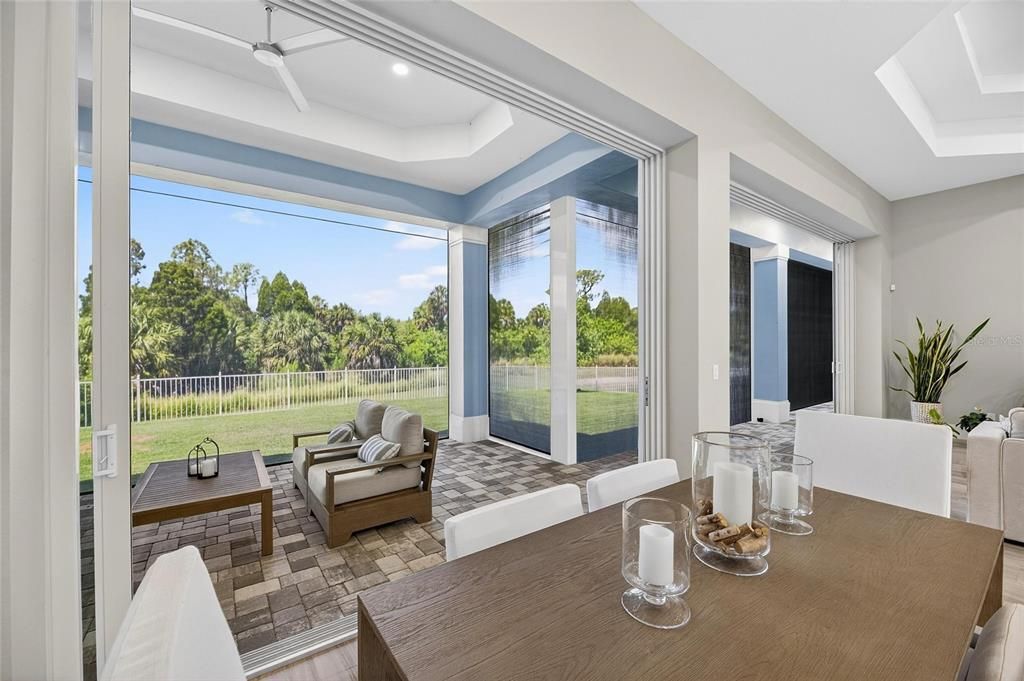 Active With Contract: $779,000 (3 beds, 3 baths, 2571 Square Feet)