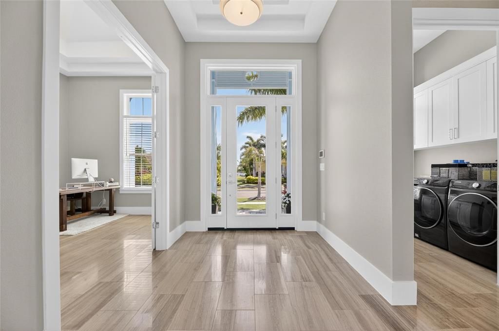 Active With Contract: $779,000 (3 beds, 3 baths, 2571 Square Feet)