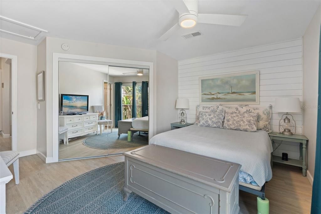For Sale: $1,299,000 (4 beds, 4 baths, 1682 Square Feet)