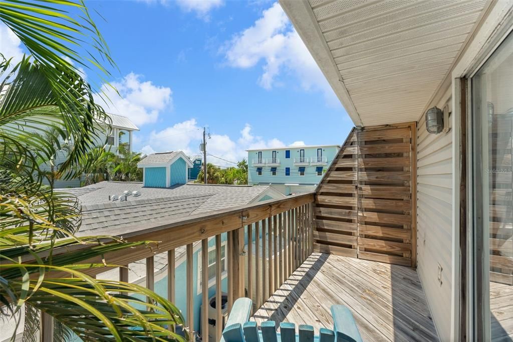 For Sale: $1,299,000 (4 beds, 4 baths, 1682 Square Feet)