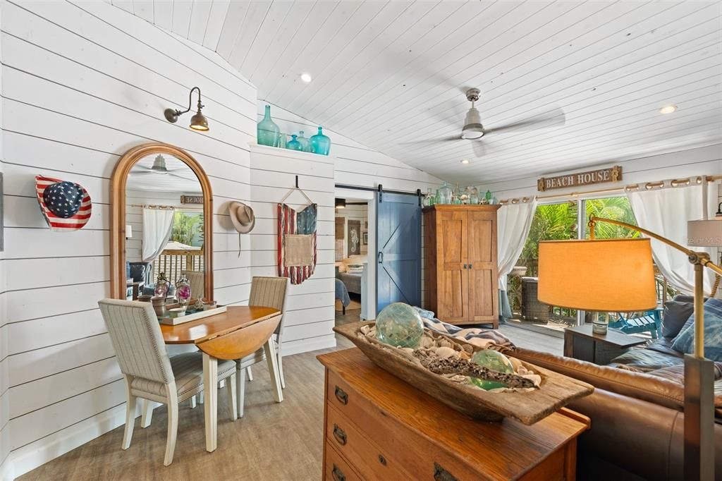 For Sale: $1,299,000 (4 beds, 4 baths, 1682 Square Feet)