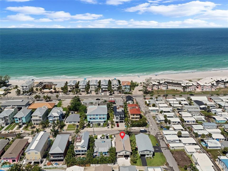 For Sale: $1,299,000 (4 beds, 4 baths, 1682 Square Feet)