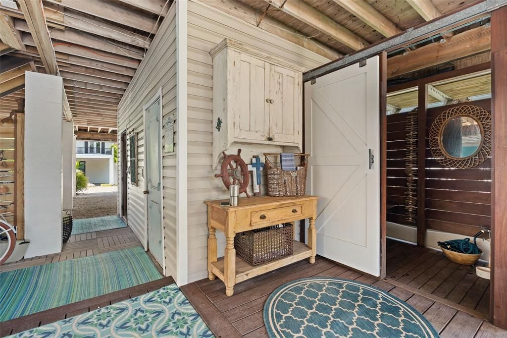 For Sale: $1,299,000 (4 beds, 4 baths, 1682 Square Feet)