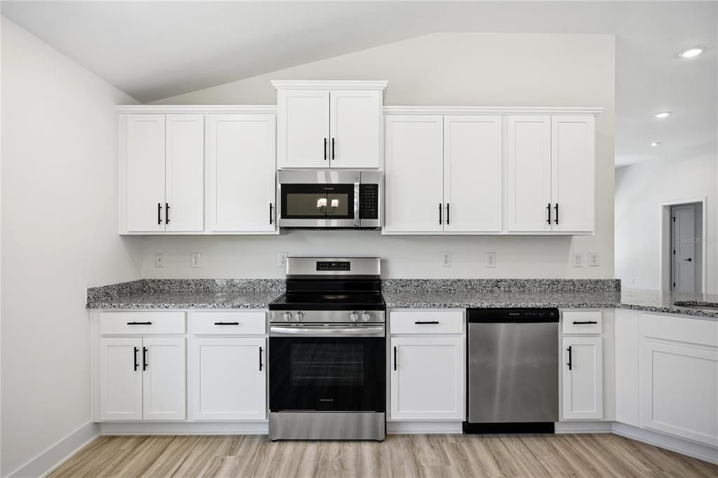 En Venta: $322,500 (4 camas, 2 baños, 1820 Pies cuadrados)