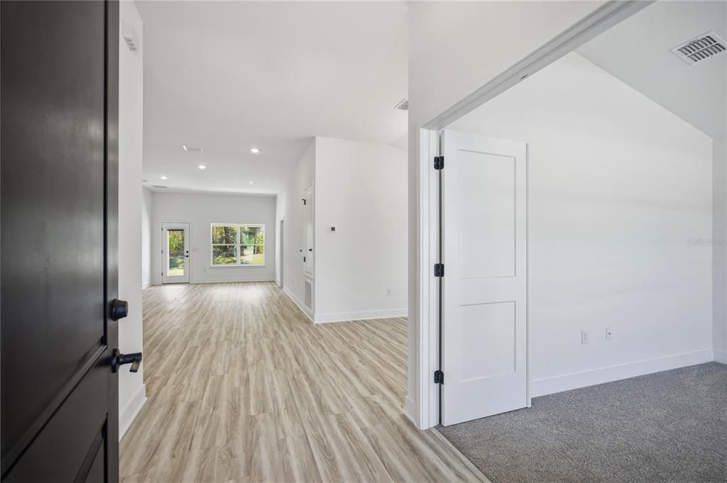 En Venta: $322,500 (4 camas, 2 baños, 1820 Pies cuadrados)