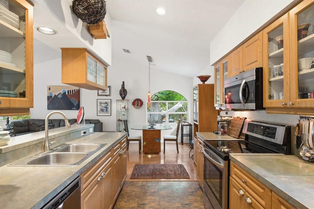 For Sale: $725,000 (3 beds, 2 baths, 2016 Square Feet)