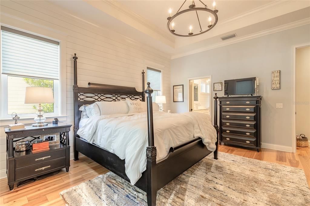 For Sale: $1,095,000 (5 beds, 3 baths, 2759 Square Feet)