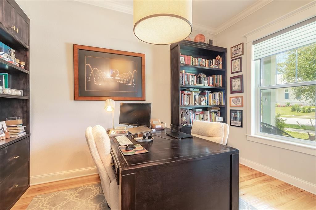 For Sale: $1,095,000 (5 beds, 3 baths, 2759 Square Feet)